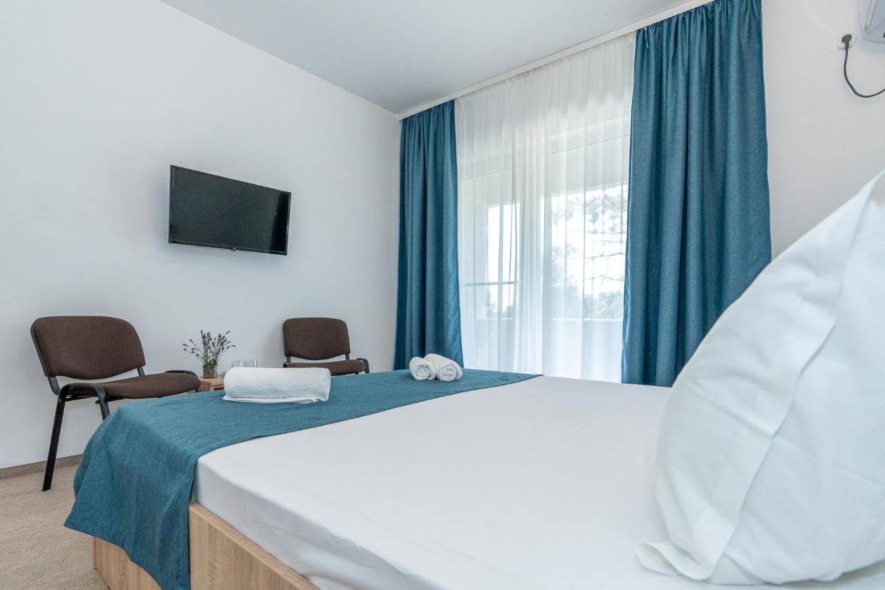 Hotel Irina เวนุส ภายนอก รูปภาพ