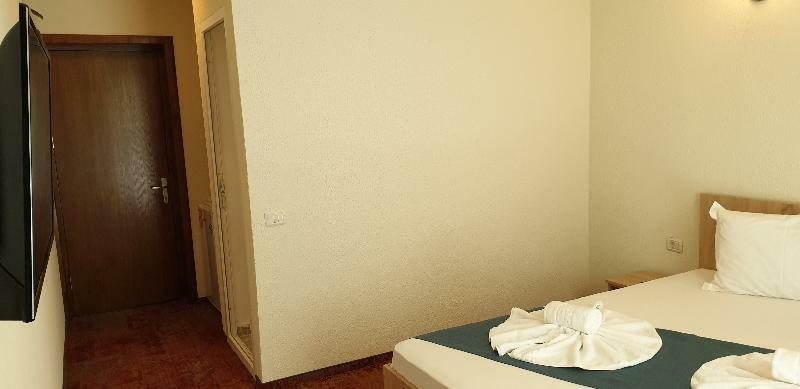 Hotel Irina เวนุส ภายนอก รูปภาพ